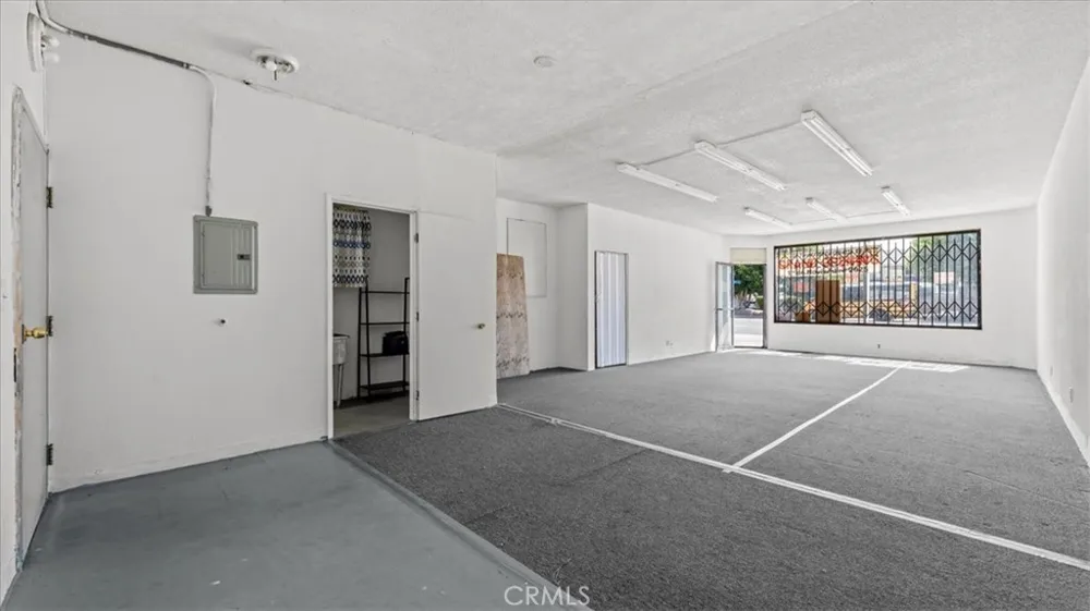 2171 Santa Fe Long Beach, CA 90810
