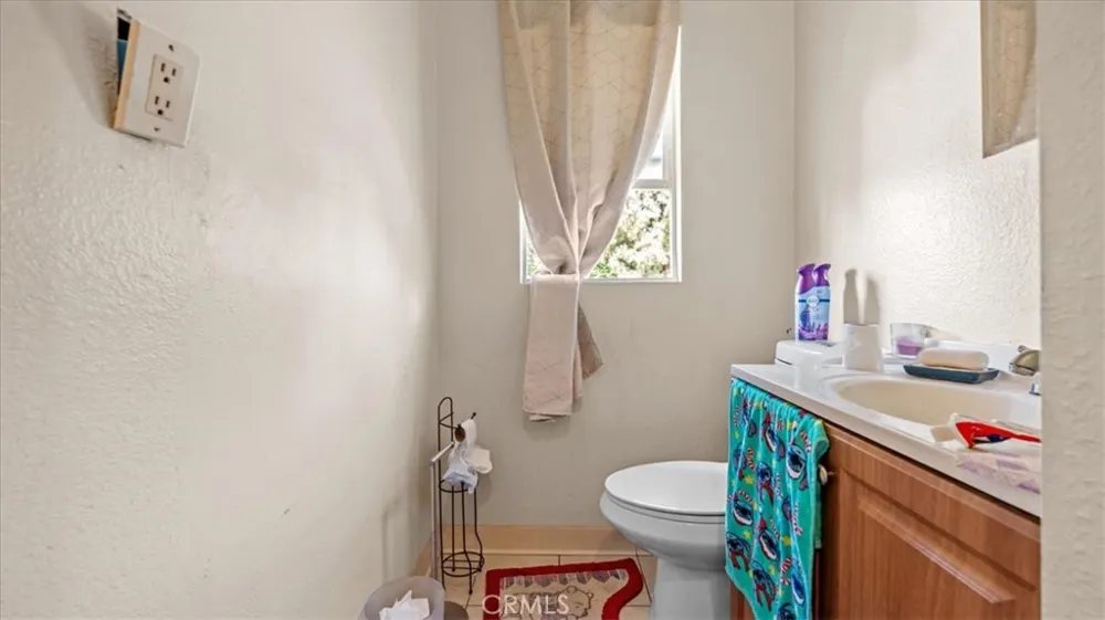 2171 Santa Fe Long Beach, CA 90810