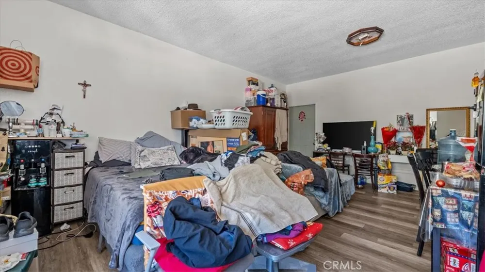 2171 Santa Fe Long Beach, CA 90810