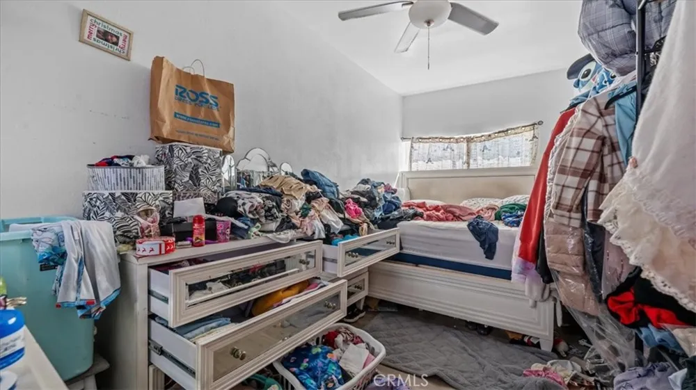 2171 Santa Fe Long Beach, CA 90810