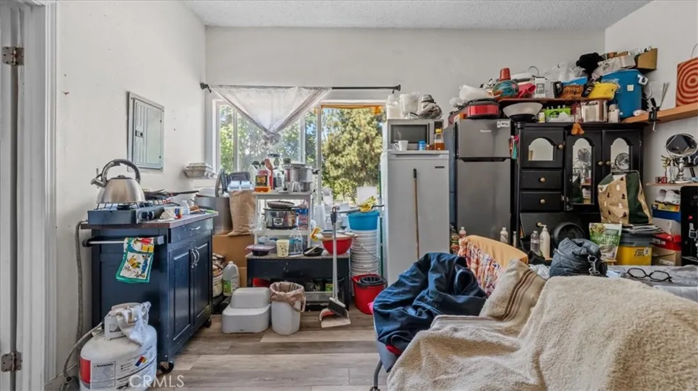 2171 Santa Fe Long Beach, CA 90810