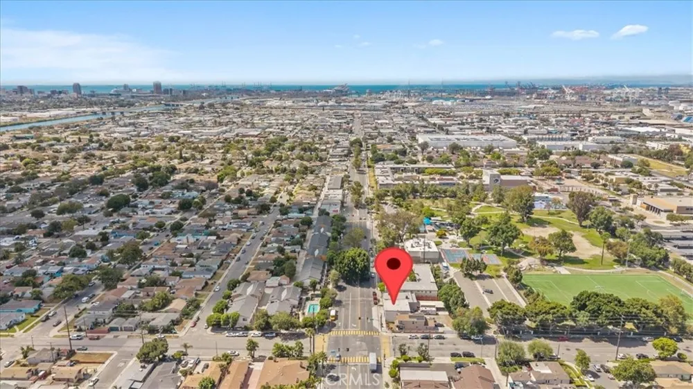 2171 Santa Fe Long Beach, CA 90810