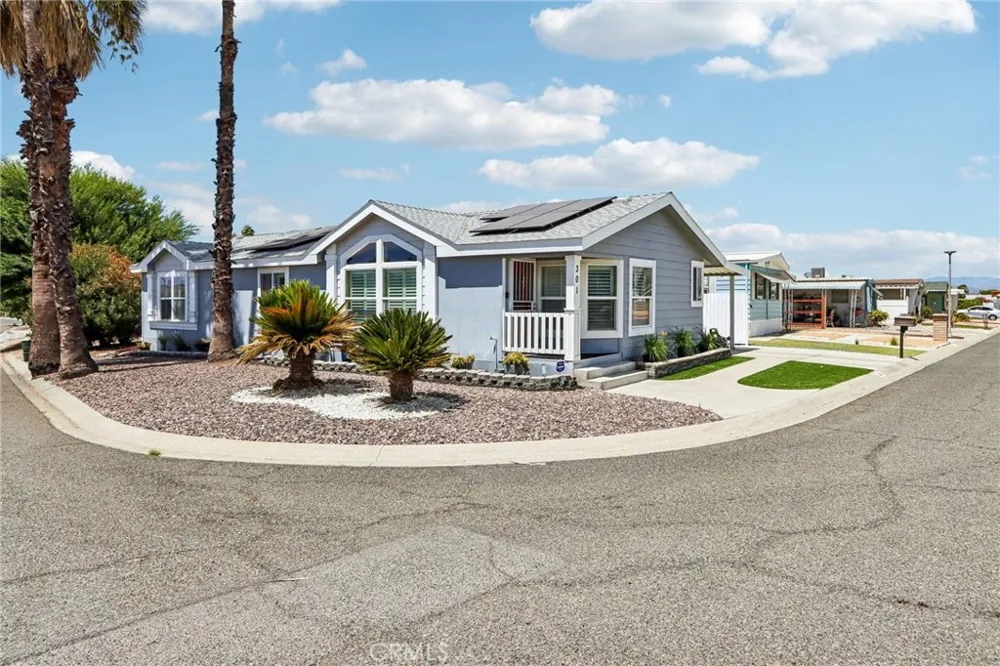 301 Camino Del Sol Hemet, CA 92545