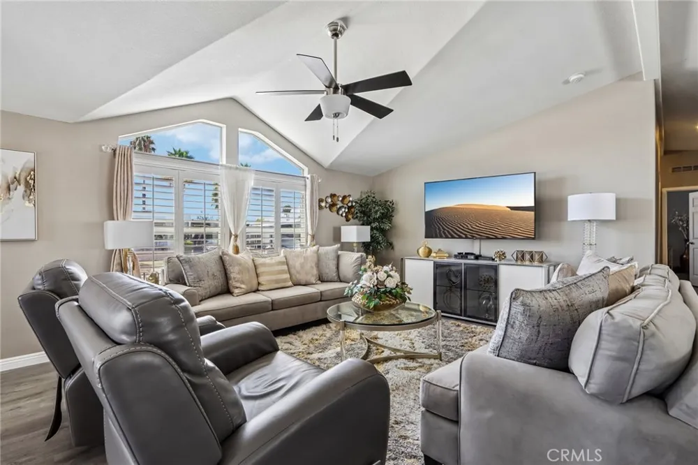 301 Camino Del Sol Hemet, CA 92545