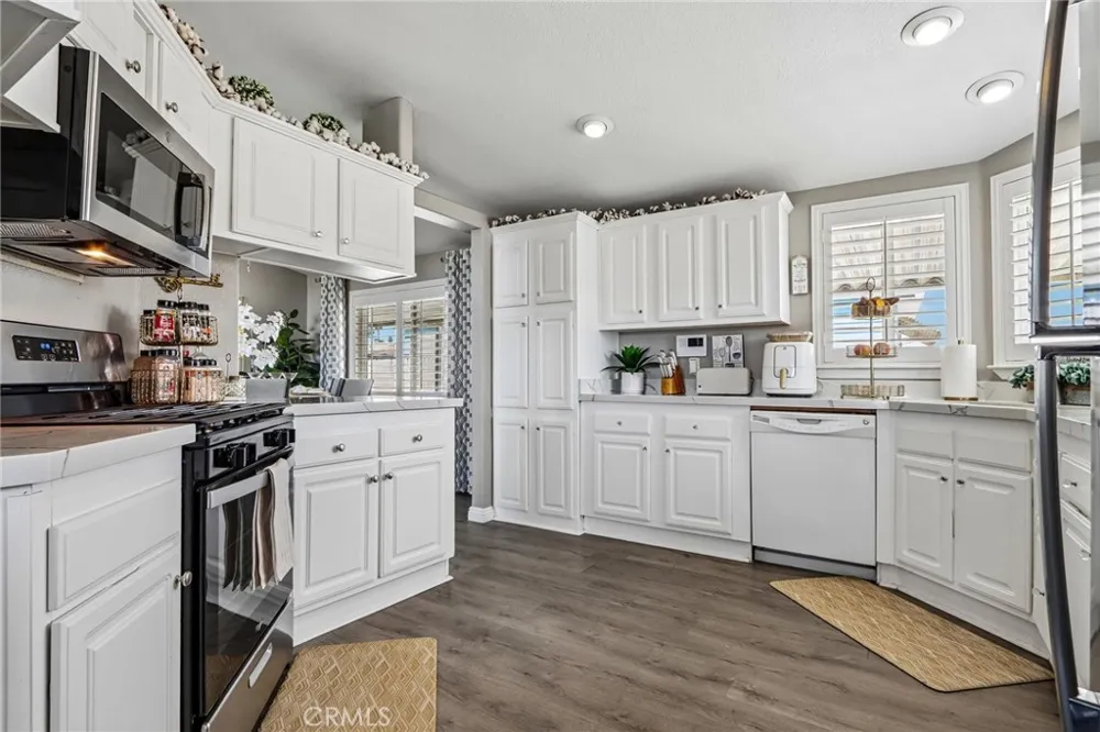 301 Camino Del Sol Hemet, CA 92545
