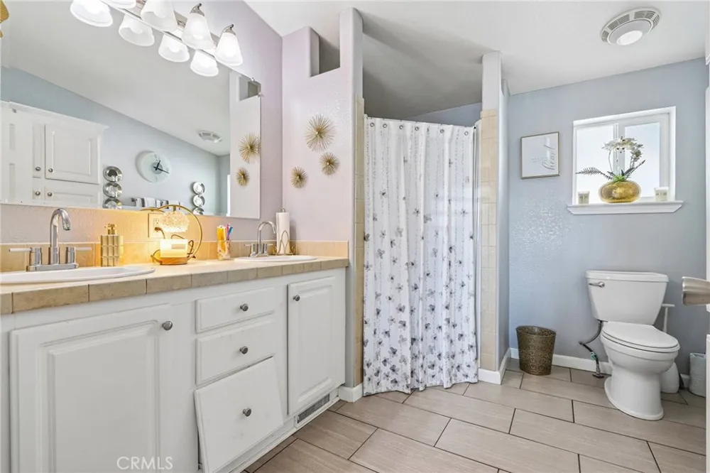 301 Camino Del Sol Hemet, CA 92545