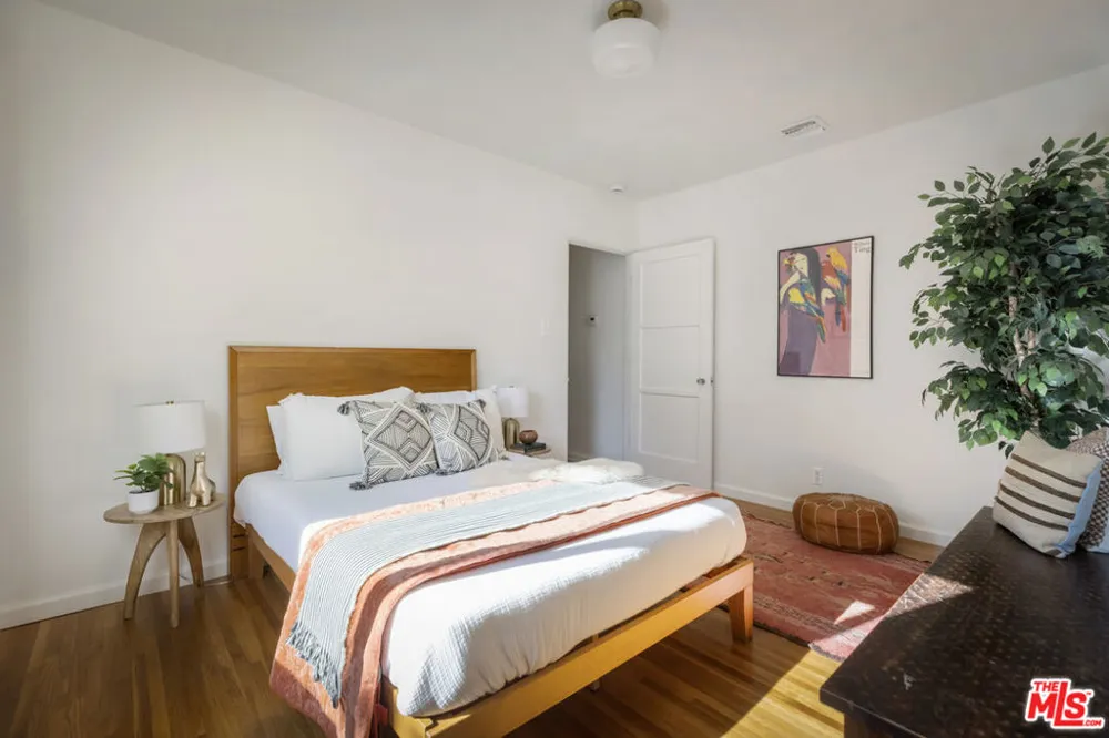 811 Keystone Street Burbank, CA 91506