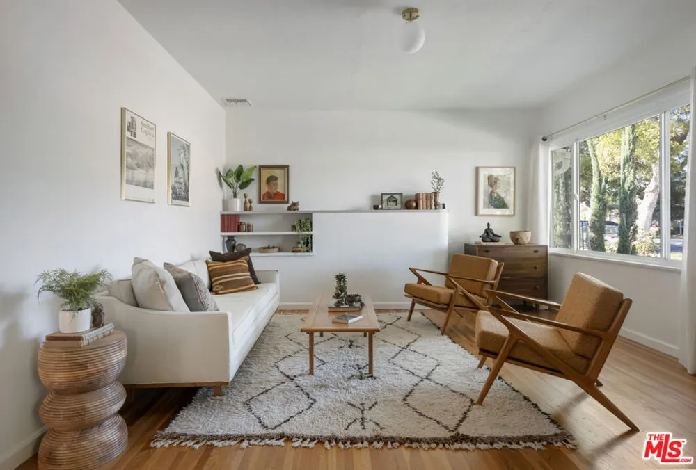 811 Keystone Street Burbank, CA 91506