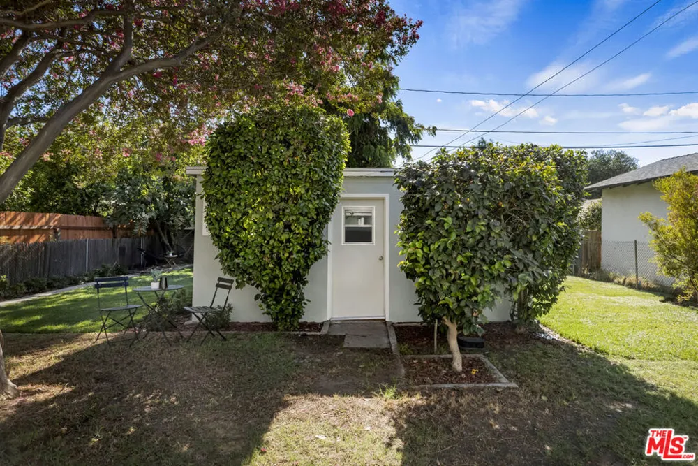 811 Keystone Street Burbank, CA 91506