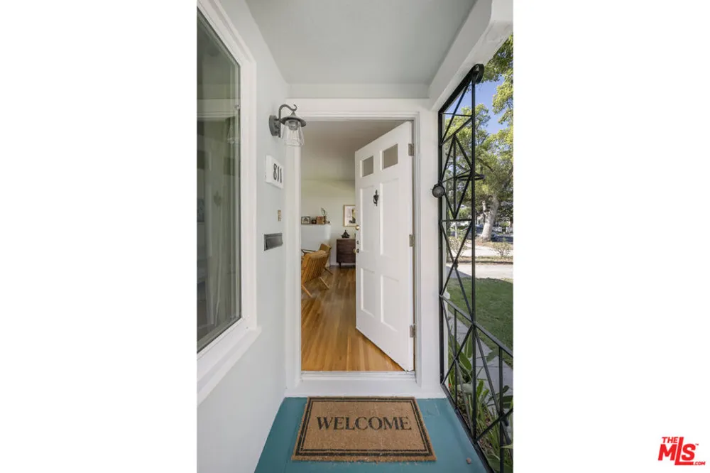 811 Keystone Street Burbank, CA 91506