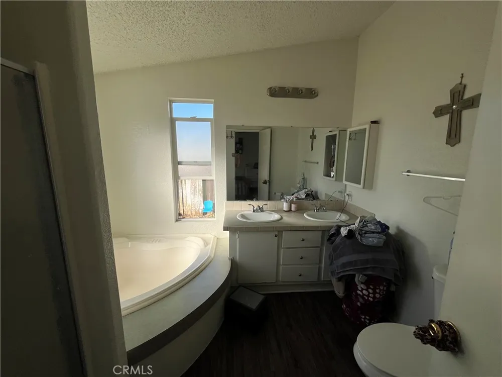 4901 Green River Road #40 Corona, CA 92878