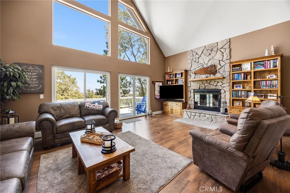 1348 St Anton Lake Arrowhead, CA 92352