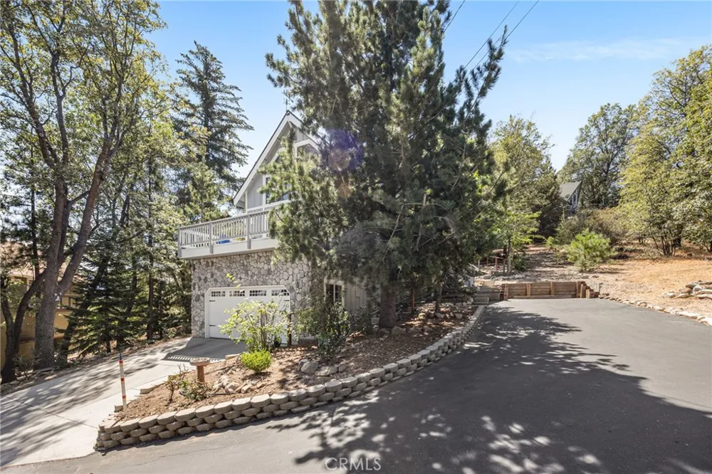 1348 St Anton Lake Arrowhead, CA 92352