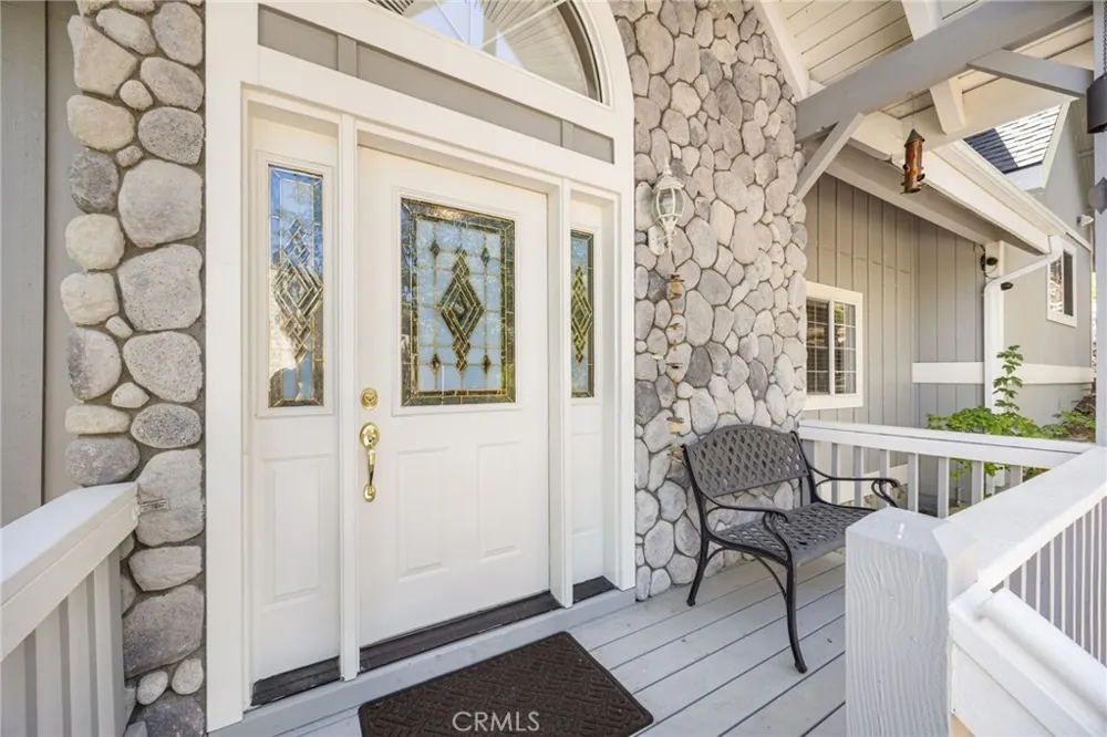 1348 St Anton Lake Arrowhead, CA 92352