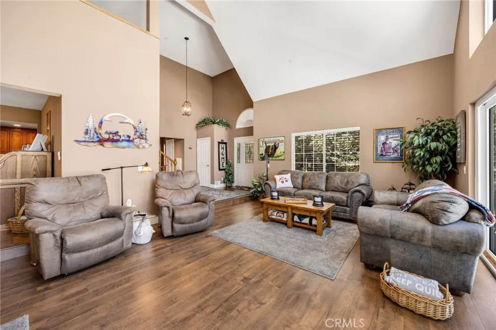 1348 St Anton Lake Arrowhead, CA 92352
