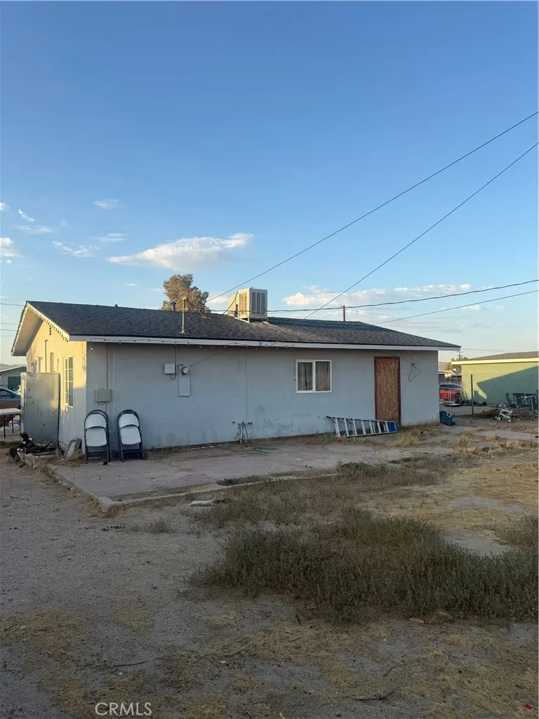 25541 Jade Barstow, CA 92311