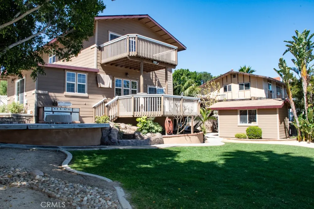933 Eastside Rd El Cajon, CA 92020