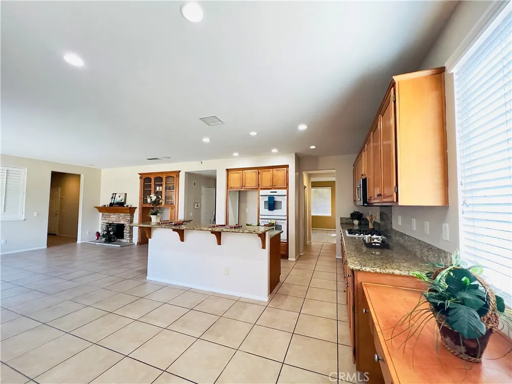 17231 Greentree Drive Riverside, CA 92503