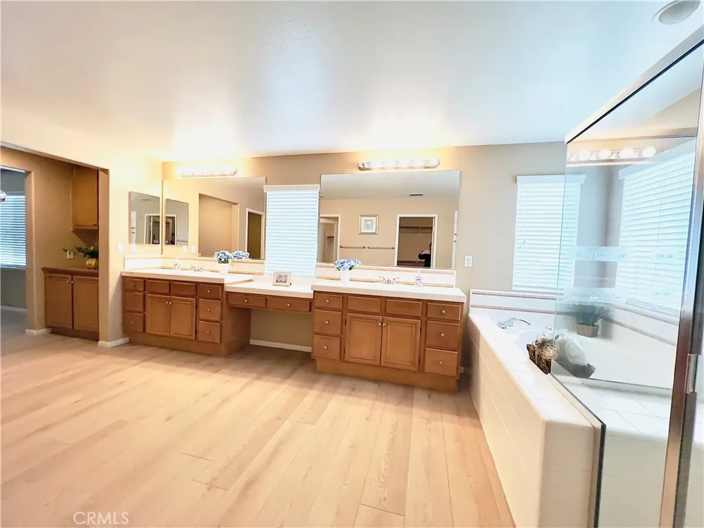 17231 Greentree Drive Riverside, CA 92503