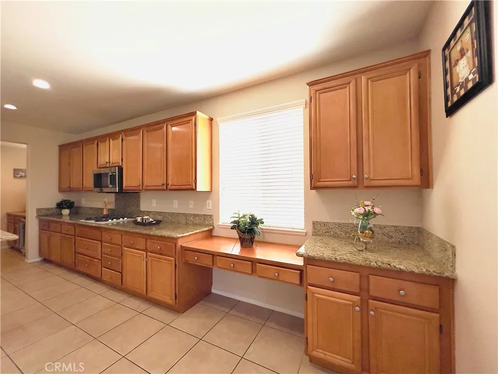 17231 Greentree Drive Riverside, CA 92503