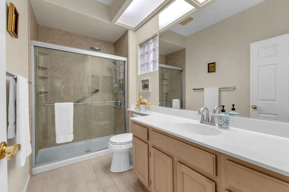 37468 Westridge Avenue Palm Desert, CA 92211