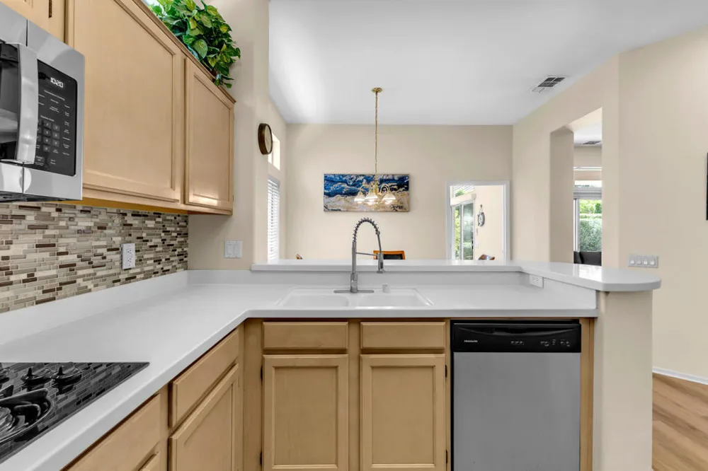37468 Westridge Avenue Palm Desert, CA 92211