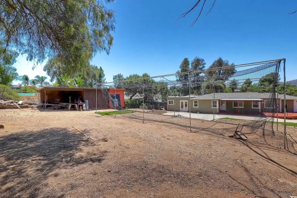 10859 Valle Vista Lakeside, CA 92040