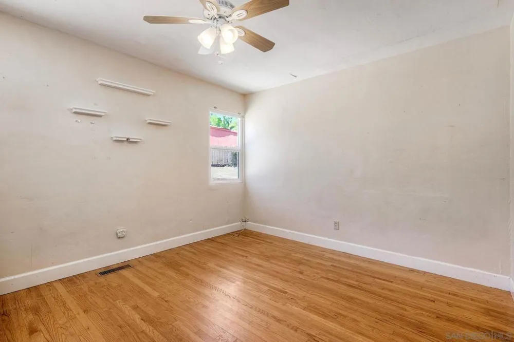 10859 Valle Vista Lakeside, CA 92040