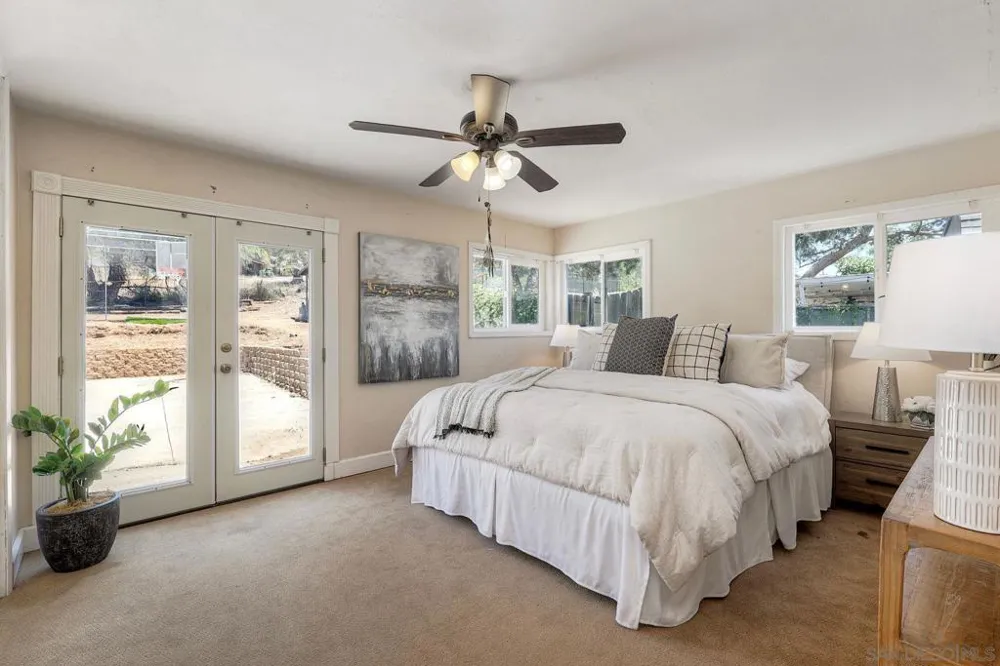 10859 Valle Vista Lakeside, CA 92040