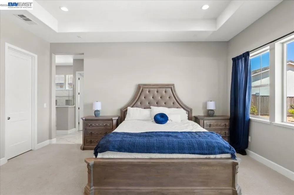 5010 Neroly Rd Oakley, CA 94561