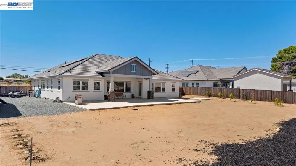 5010 Neroly Rd Oakley, CA 94561