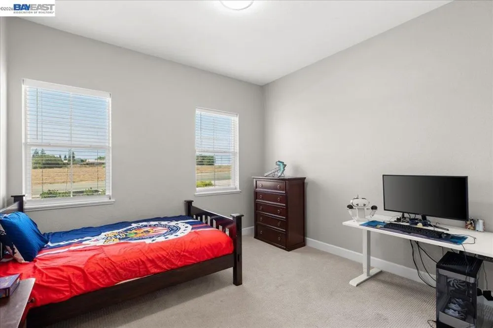 5010 Neroly Rd Oakley, CA 94561
