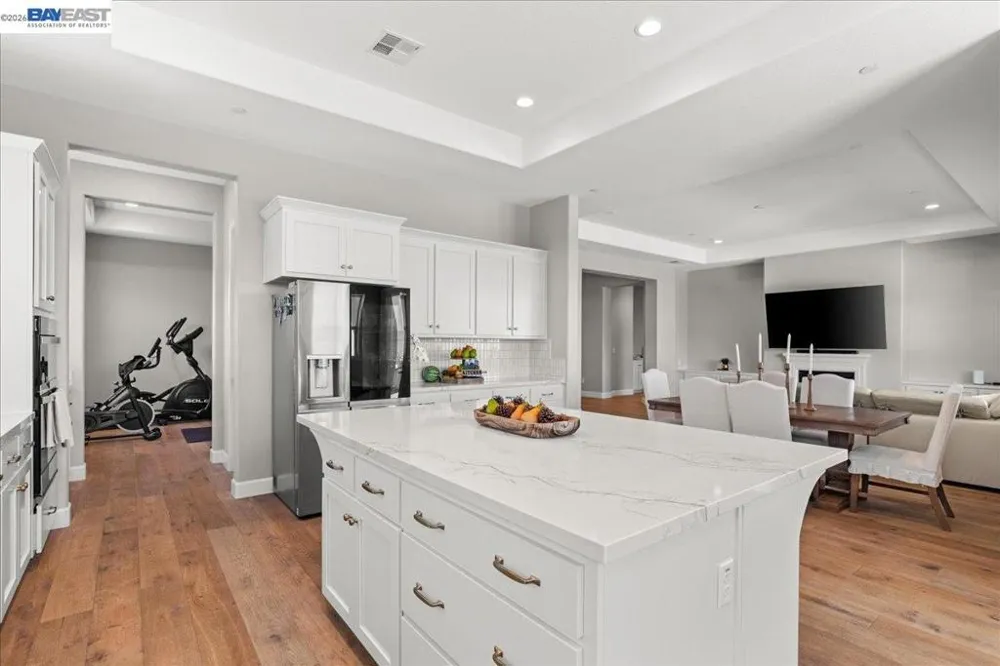 5010 Neroly Rd Oakley, CA 94561