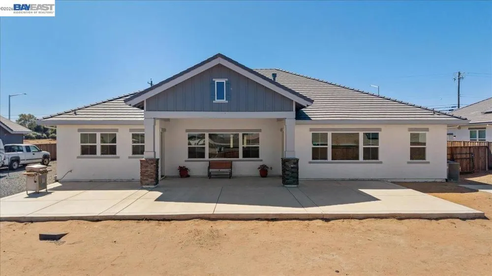 5010 Neroly Rd Oakley, CA 94561