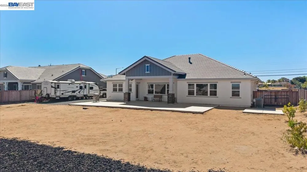 5010 Neroly Rd Oakley, CA 94561