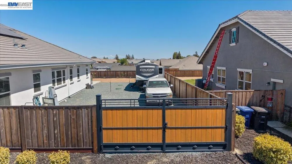 5010 Neroly Rd Oakley, CA 94561