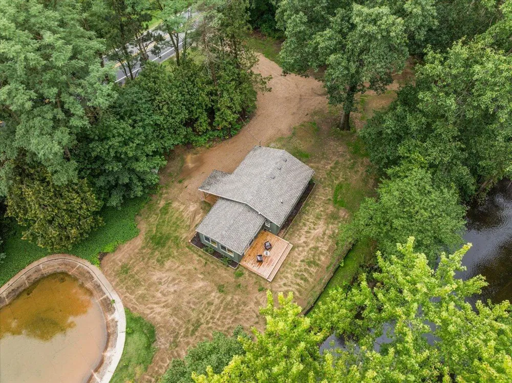 1875 11 Mile Road NE Comstock Park, MI 49321