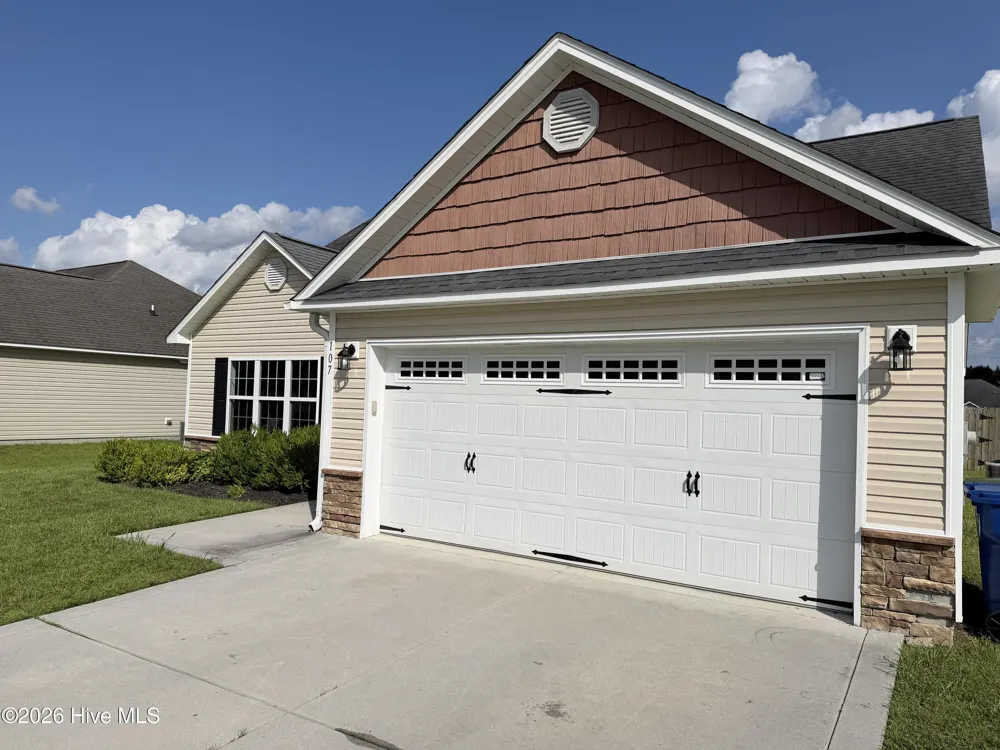 107 Cavalier Drive Jacksonville, NC 28546