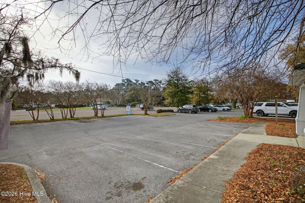 6209 Oleander Drive #216 Wilmington, NC 28403