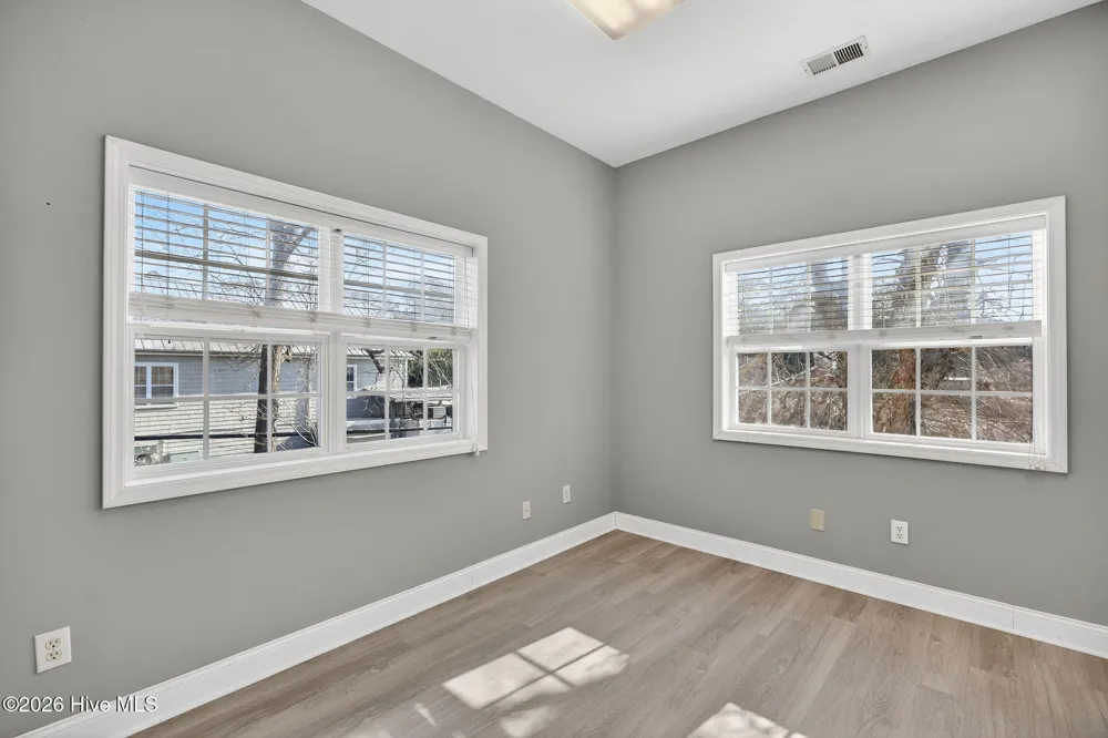 6209 Oleander Drive #216 Wilmington, NC 28403