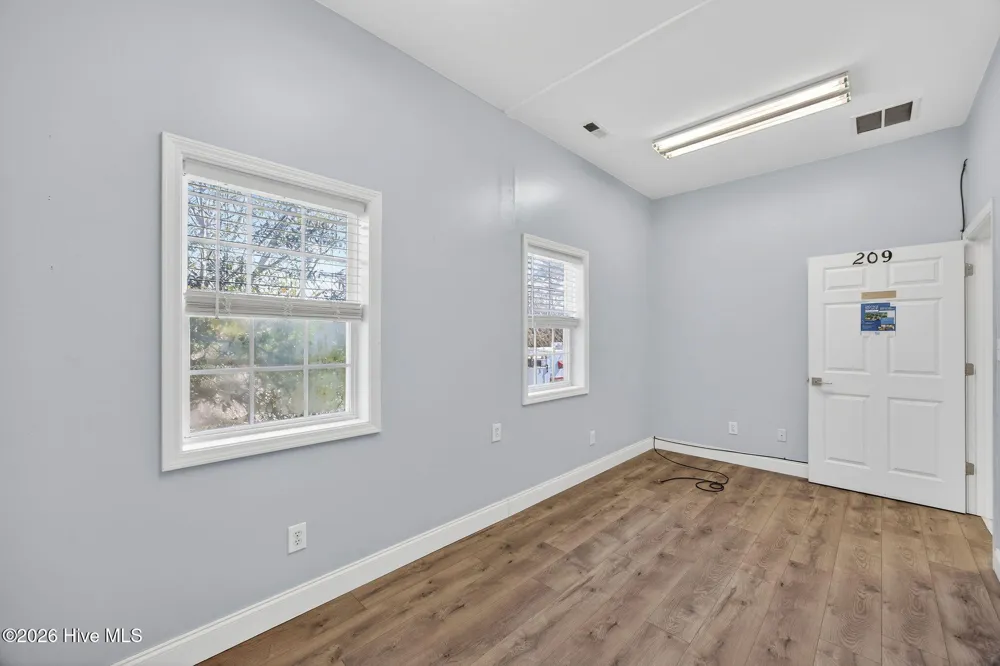 6209 Oleander Drive #216 Wilmington, NC 28403