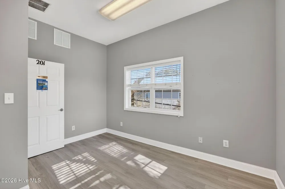 6209 Oleander Drive #216 Wilmington, NC 28403
