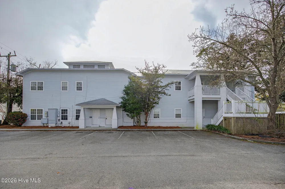 6209 Oleander Drive #216 Wilmington, NC 28403