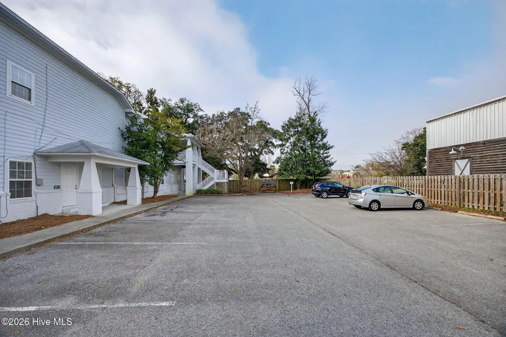 6209 Oleander Drive #216 Wilmington, NC 28403