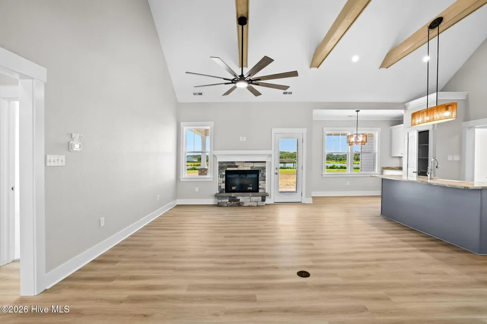 120 Colington Circle Aydlett, NC 27916