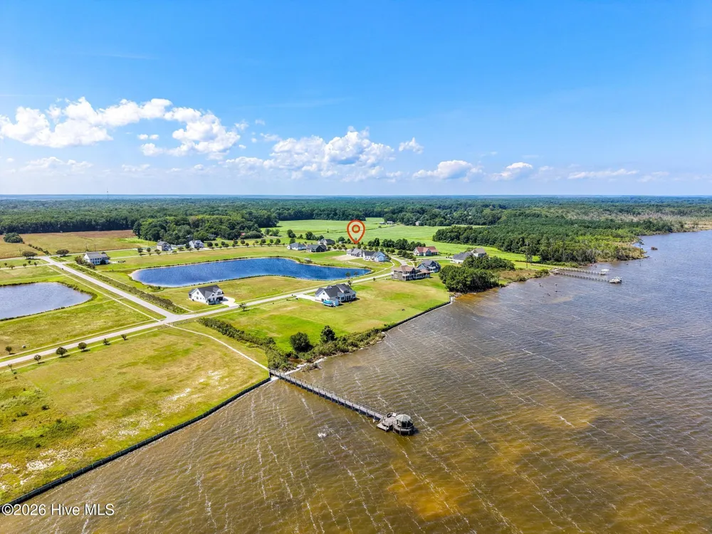 120 Colington Circle Aydlett, NC 27916