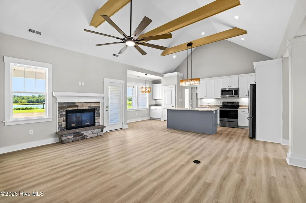 120 Colington Circle Aydlett, NC 27916