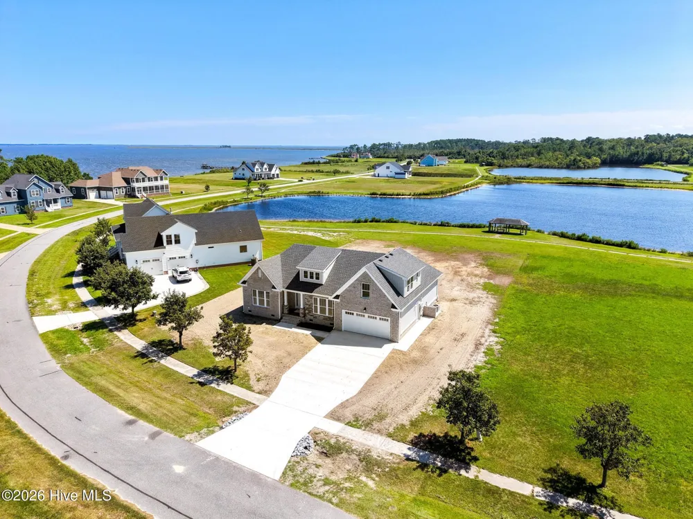 120 Colington Circle Aydlett, NC 27916