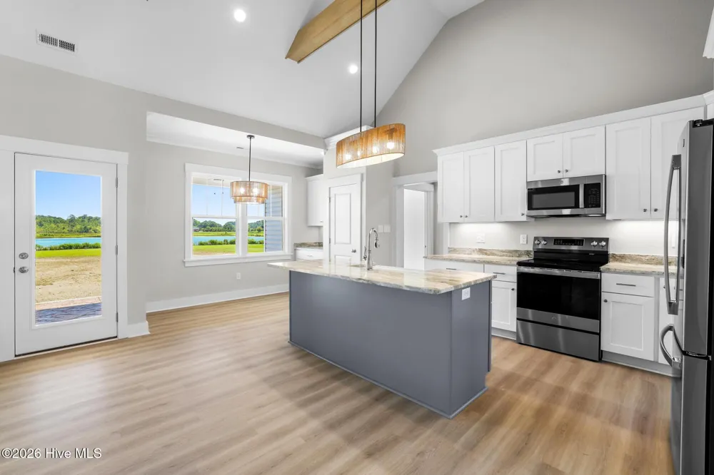 120 Colington Circle Aydlett, NC 27916