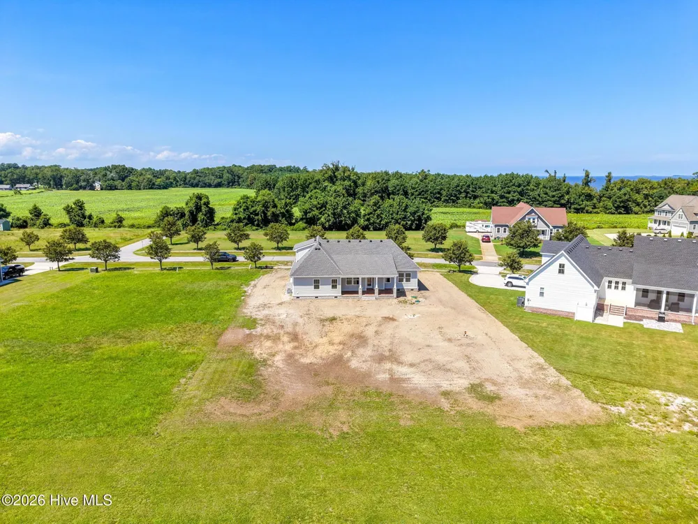 120 Colington Circle Aydlett, NC 27916